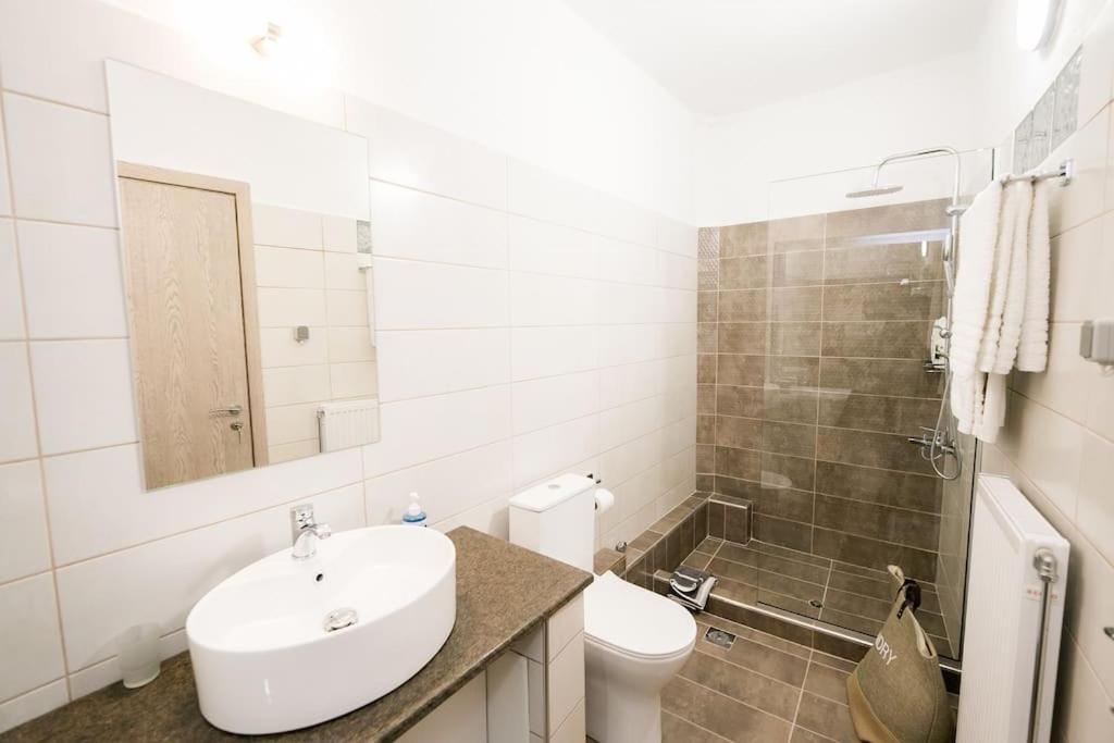 *Magnifique* New House - Full Comfort! Volos Bagian luar foto